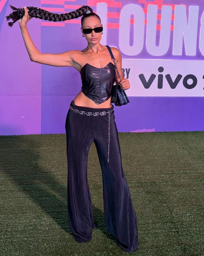 Joelma em evento de marca em festival